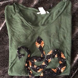 green snake tee